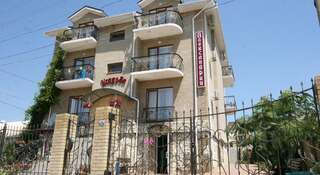 Гостевой дом Усадьба Александрия Коктебель-0