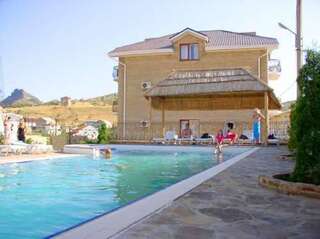 Гостевой дом Усадьба Александрия Коктебель-1